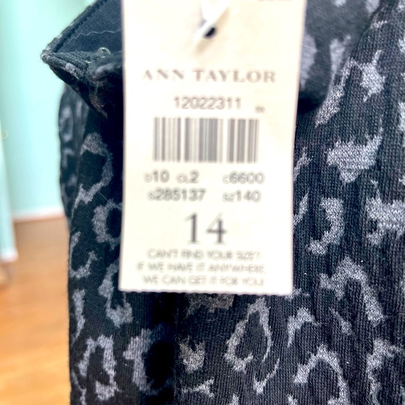 BNWT Ann Taylor Black Dress with a black pattern in Size 14 - Picture 8 of 8